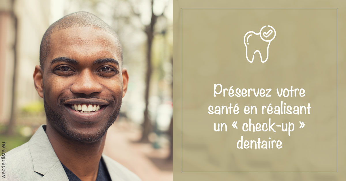 https://www.simon-orthodontiste.fr/Check-up dentaire